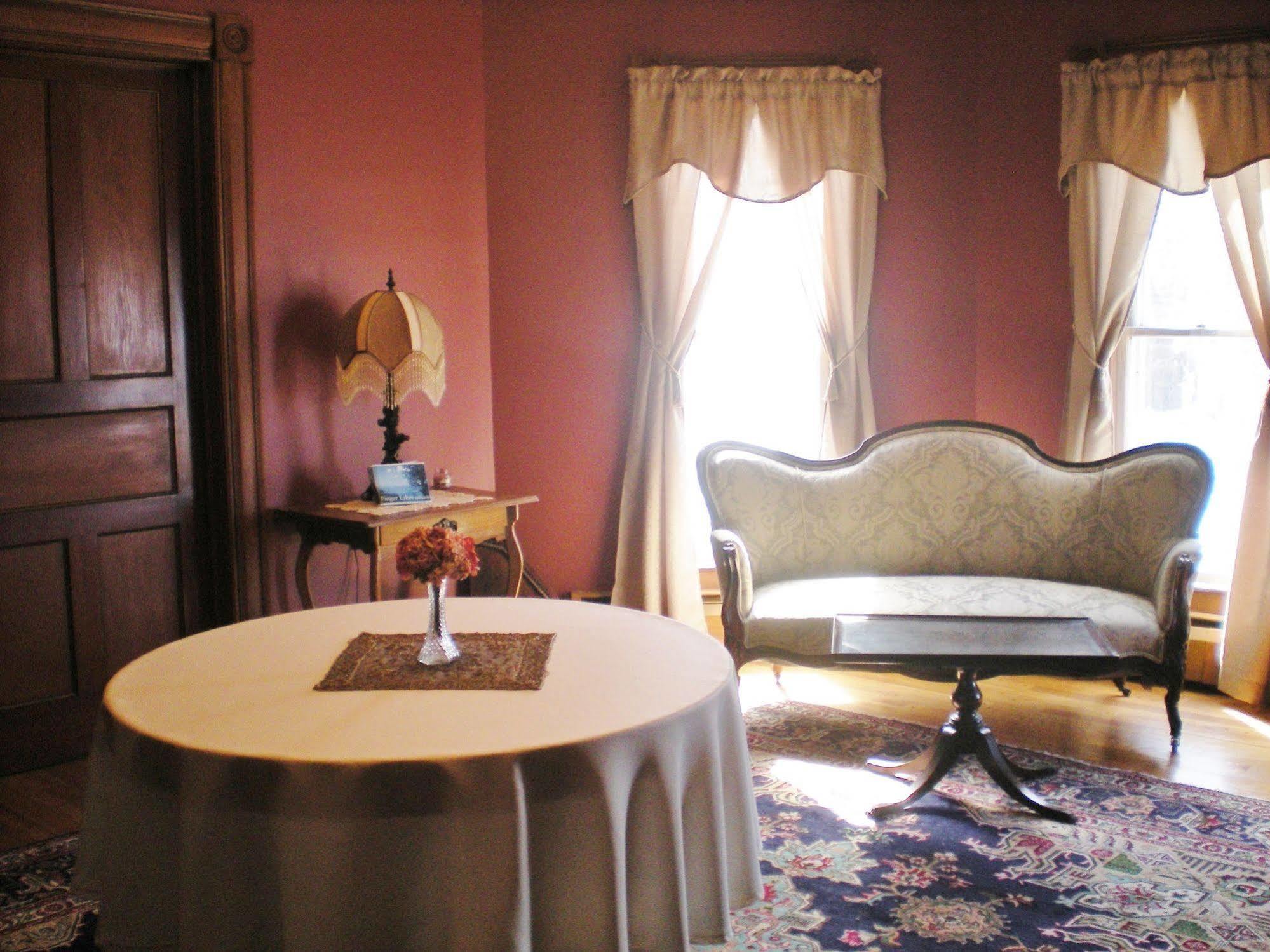 Bed and Breakfast The Fox And The Grapes Лодай Екстер'єр фото